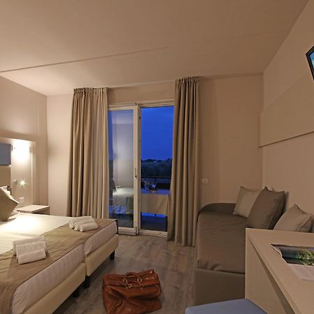 Hotel Splendid Sole Manerba del Garda Buitenkant foto