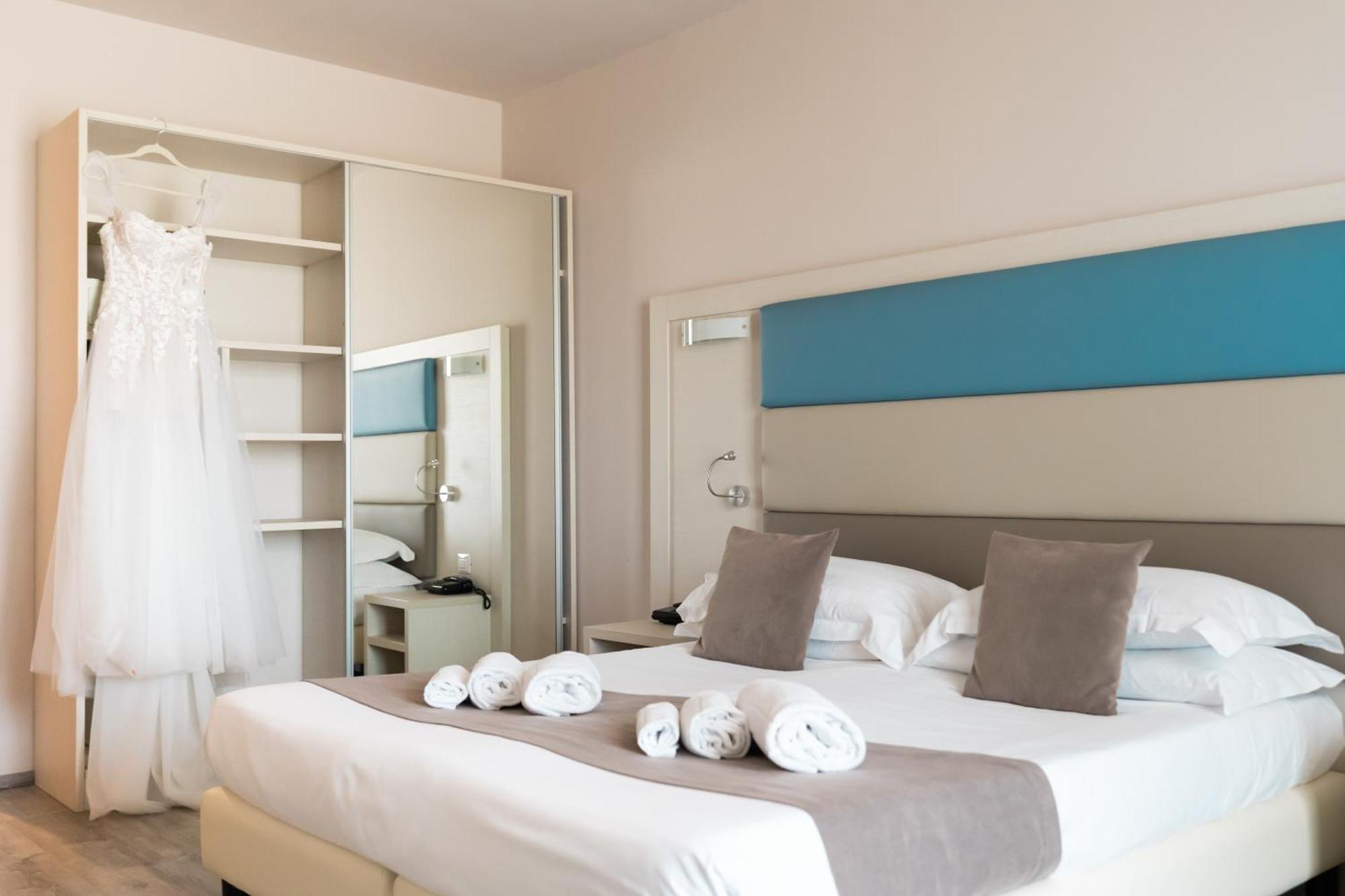 Hotel Splendid Sole Manerba del Garda Buitenkant foto