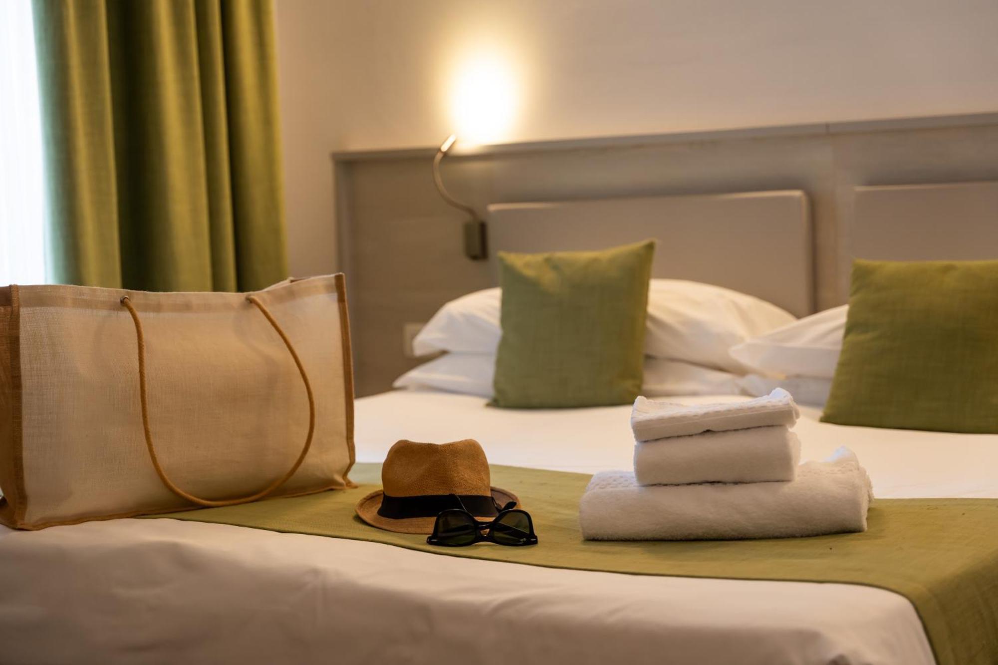 Hotel Splendid Sole Manerba del Garda Buitenkant foto